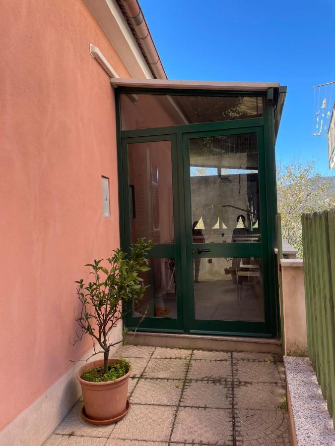 Appartamento Ca' Sandra Vado Ligure Exterior photo