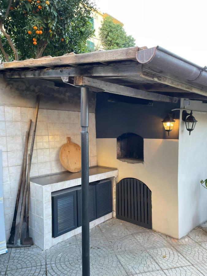 Appartamento Ca' Sandra Vado Ligure Exterior photo
